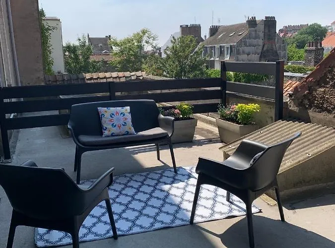 Grand Appartement De Style Haussmannien